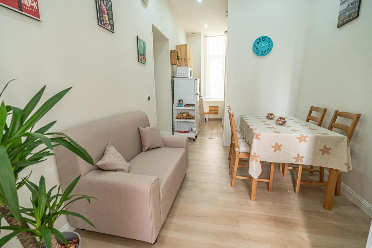 Casa Vacanze Decumano 18 Неаполь Екстер'єр фото